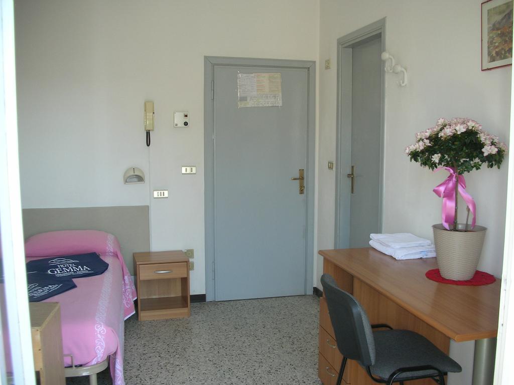 Hotel Gemma Rímini Habitación foto
