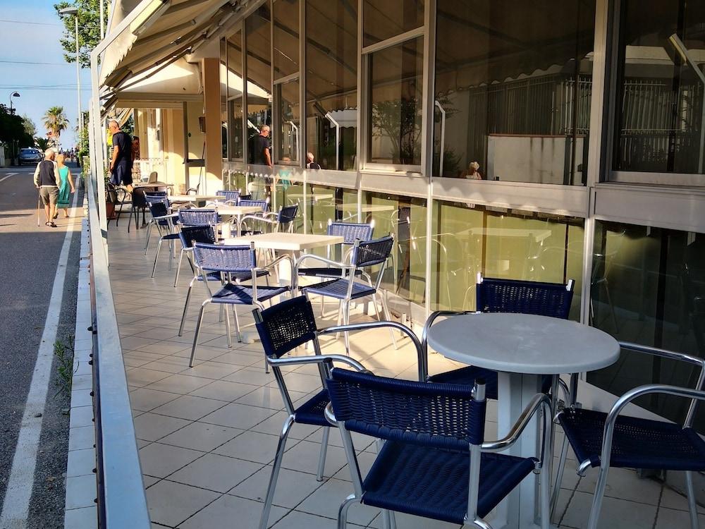 Hotel Gemma Rímini Exterior foto